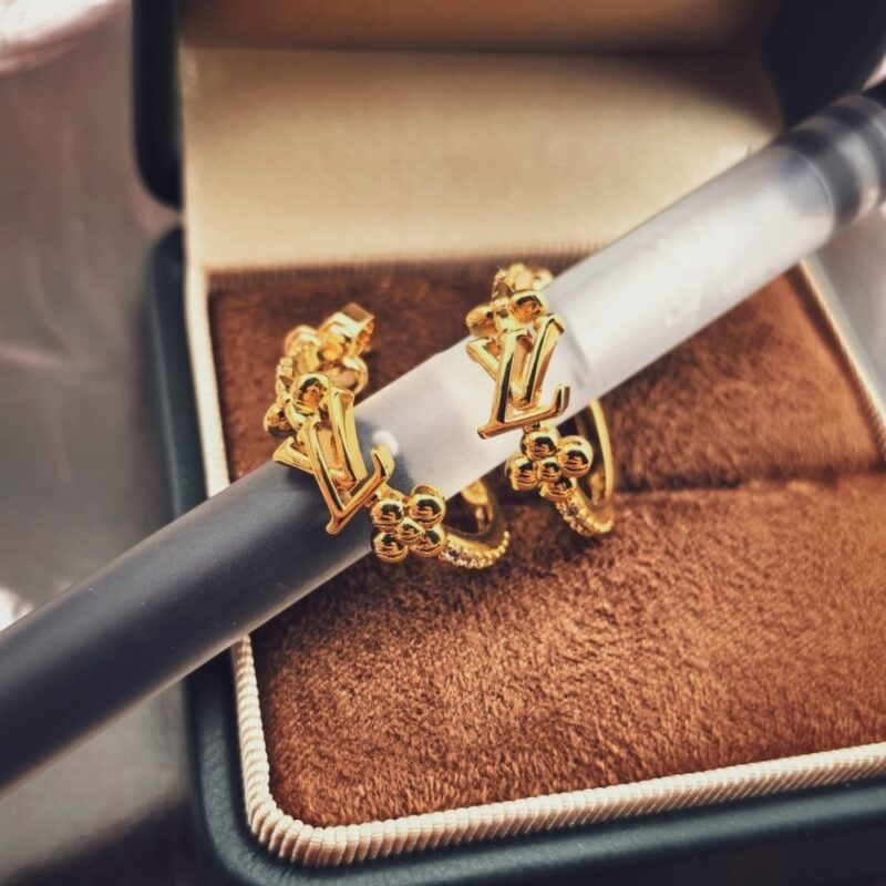 Alternative view of LOUIS VUITTON LV ICONIC EARRINGS GOLD M01841