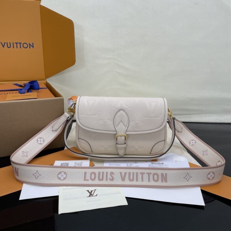Alternative view of [SUPER VIP 1:1] LOUIS VUITTON DIANE BAG WHITE 24CM M46388