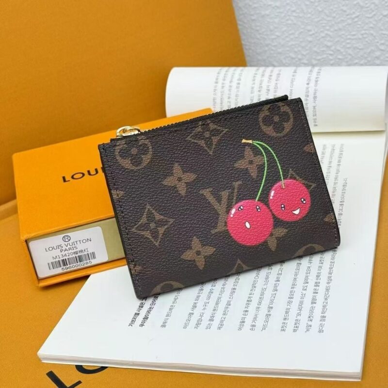 Alternative view of LOUIS VUITTON X MURAKAMI LISA WALLET MONOGRAM 11CM M13420