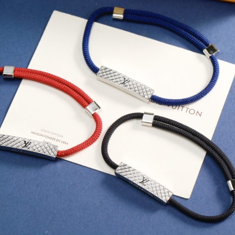 Alternative view of LOUIS VUITTON CHAMPS ELYSÉES BRACELET M8332Z