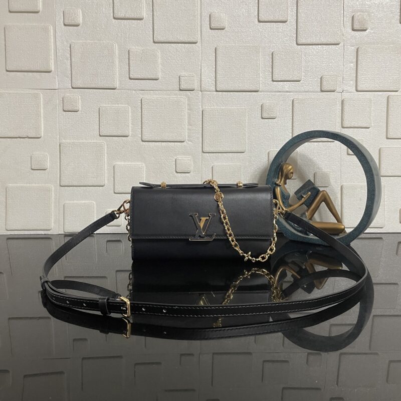 Alternative view of [SUPER VIP 1:1] LOUIS VUITTON WALLET ON CHAIN CAPUCINES BLACK 23CM M12143