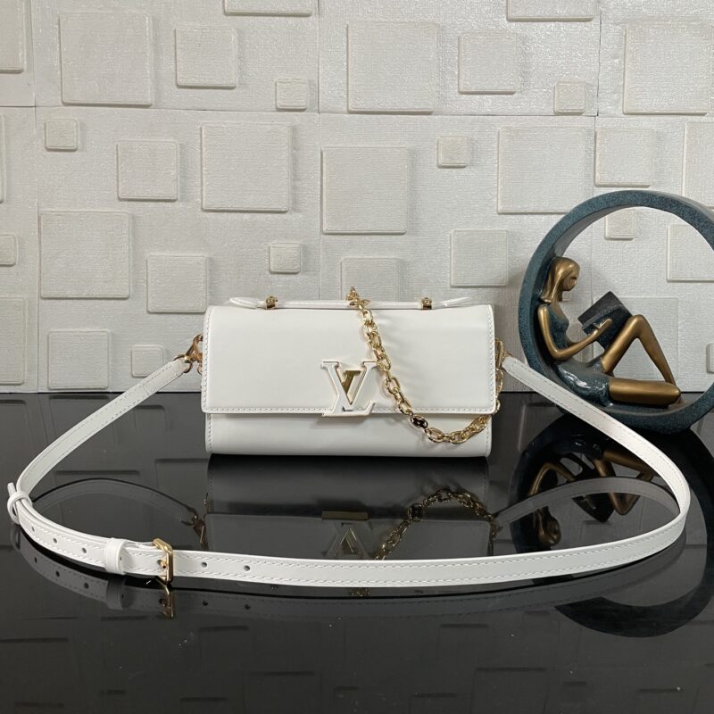 Alternative view of [SUPER VIP 1:1] LOUIS VUITTON WALLET ON CHAIN CAPUCINES SNOW 23CM M12265