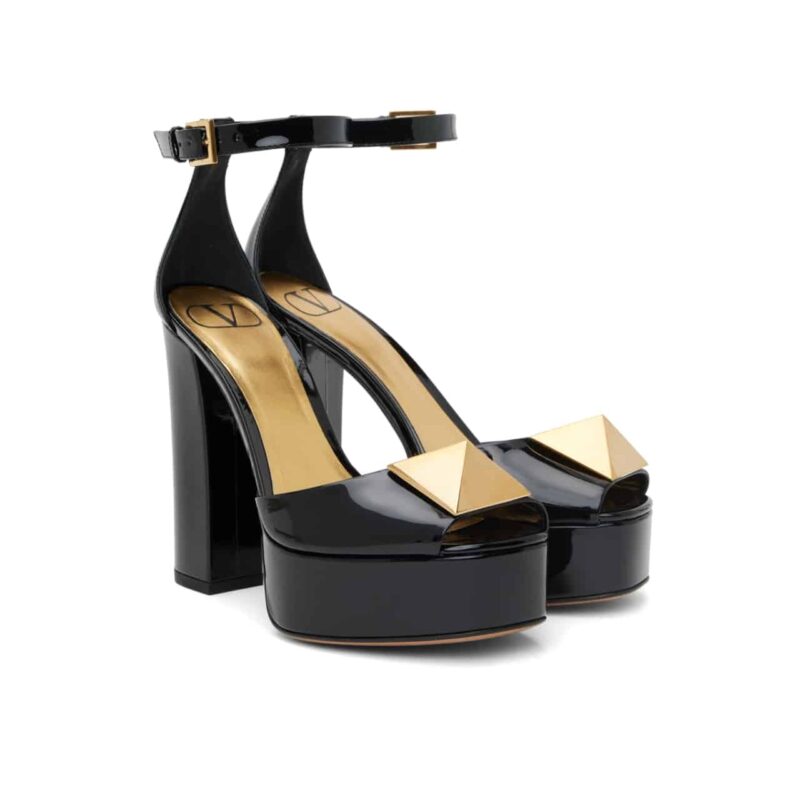 VALENTINO GARAVANI OFF WHITE ONE STUD PLATFORM SANDALS BLACK