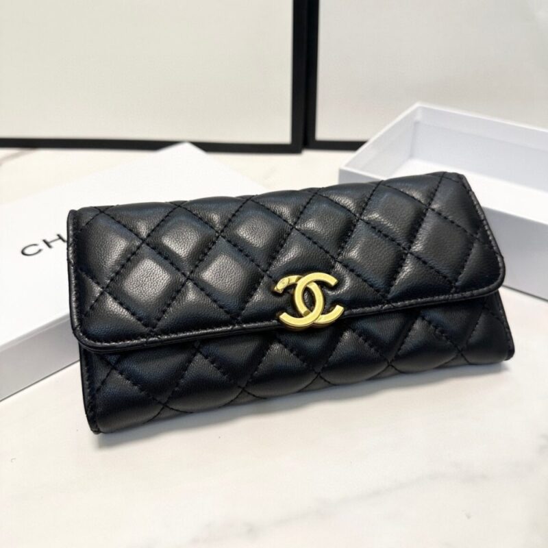 Alternative view of ICONIC SET: CHANEL DEAUVILLE LARGE SHOPPING BAG & LONG FLAP WALLET