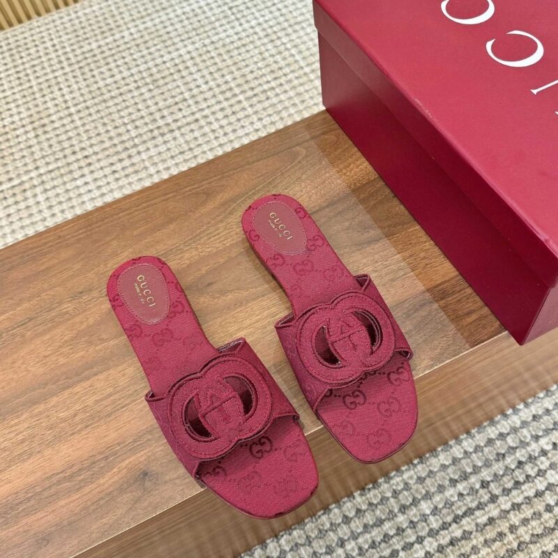 Alternative view of GUCCI WOMEN SLIDE SANDAL WITH INTERLOCKING G ROSSO ANCORA RED GG CANVAS ‎790447 9SF00 8549