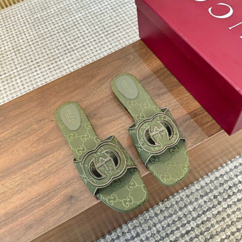 Alternative view of GUCCI WOMEN SLIDE SANDAL WITH INTERLOCKING G GREEN GG CANVAS‎ ‎790447 9SF00 3005