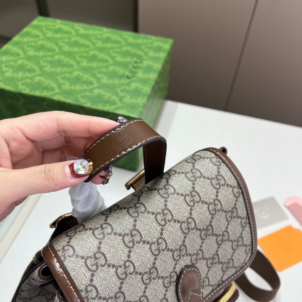 ICONIC SET: GUCCI BACKPACK WITH INTERLOCKING G & GG SUPREME CANVAS WALLET OPHIDIA KEY CASE - Image 4