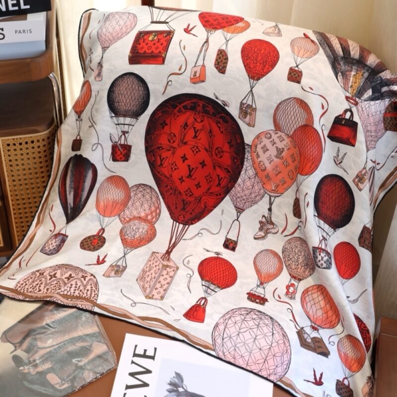 Alternative view of LOUIS VUITTON UP AND AWAY SQUARE ROUGE 90CM M78449