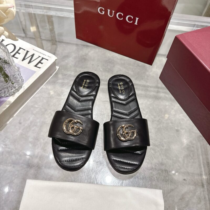 Alternative view of GUCCI WOMEN SLIDE SANDAL WITH DOUBLE G BLACK ‎832449 BKO00 1000