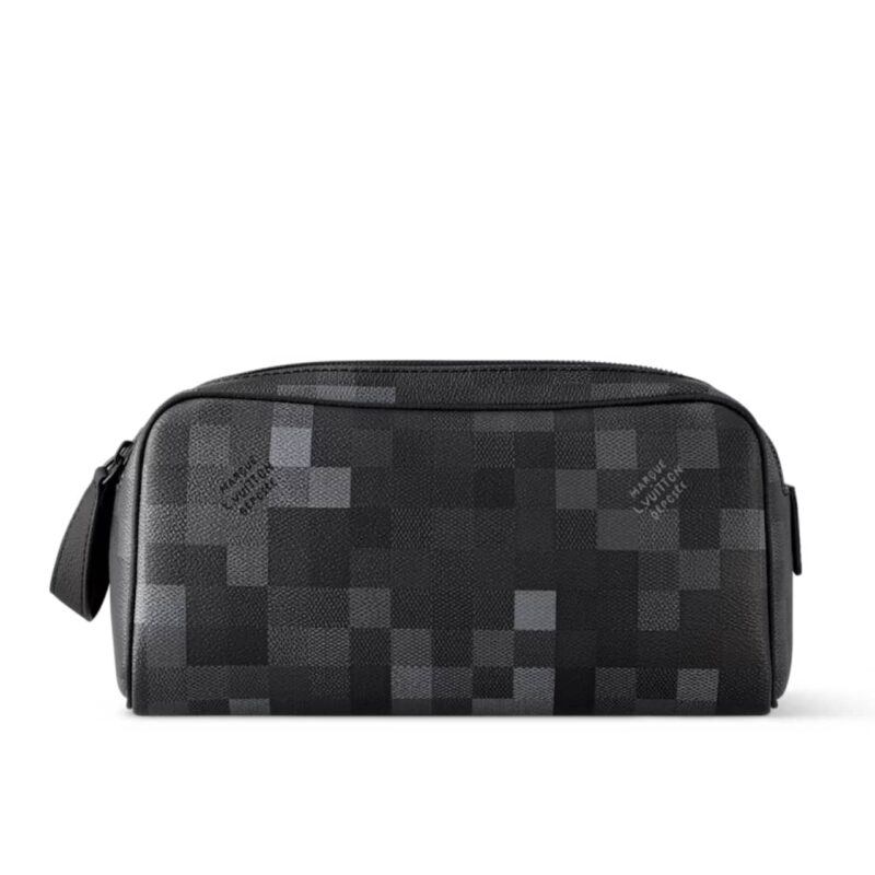 LOUIS VUITTON DOPP KIT BLACK 28CM M15109