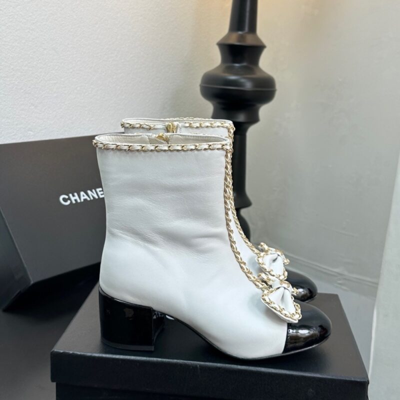 Alternative view of CHANEL RIBBON CHAIN BOOTS WHITE