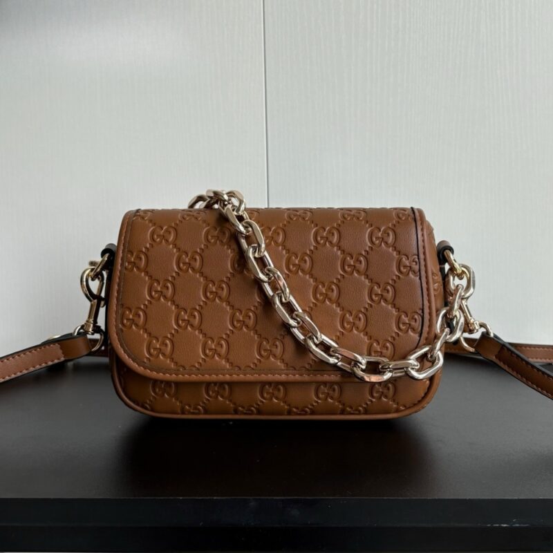 Alternative view of GUCCI GG EMBLEM SMALL SHOULDER BAG BROWN 20CM
