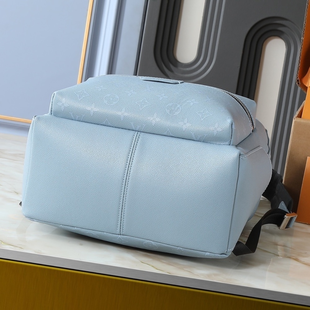 LOUIS VUITTON DISCOVERY BACKPACK PM SKY BLUE 38CM M14072 - Image 5