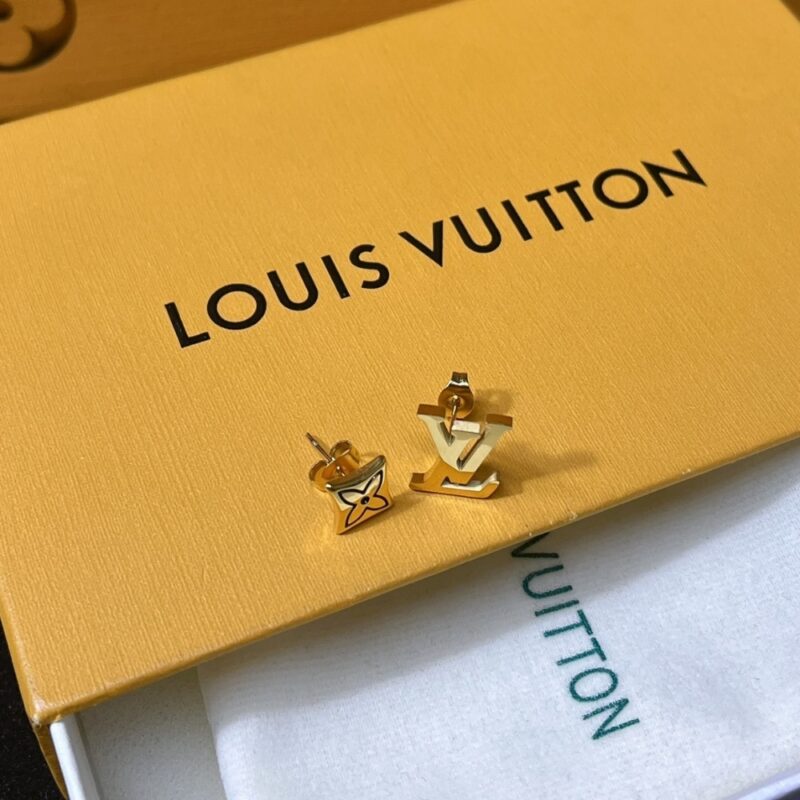 Alternative view of LOUIS VUITTON LV SAILOR EARRINGS GOLD M02716