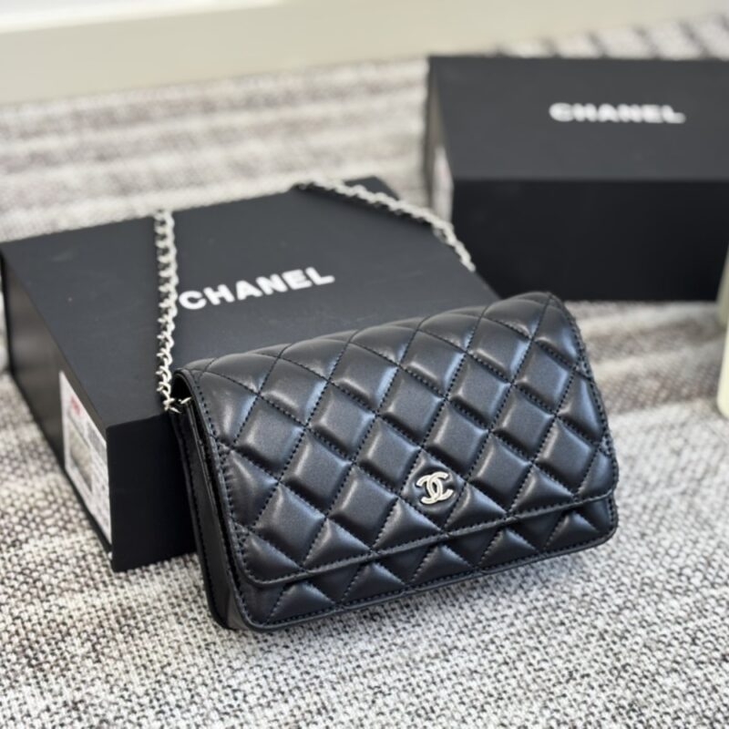 Alternative view of CHANEL CLASSIC WALLET ON CHAIN SILVER BLACK 19CM AP0250 Y01480 C3906
