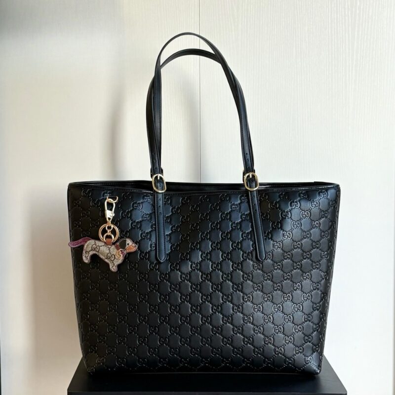 Alternative view of GUCCI GG EMBLEM LARGE TOTE BAG BLACK 37CM ‎847455 AAFDV 1000