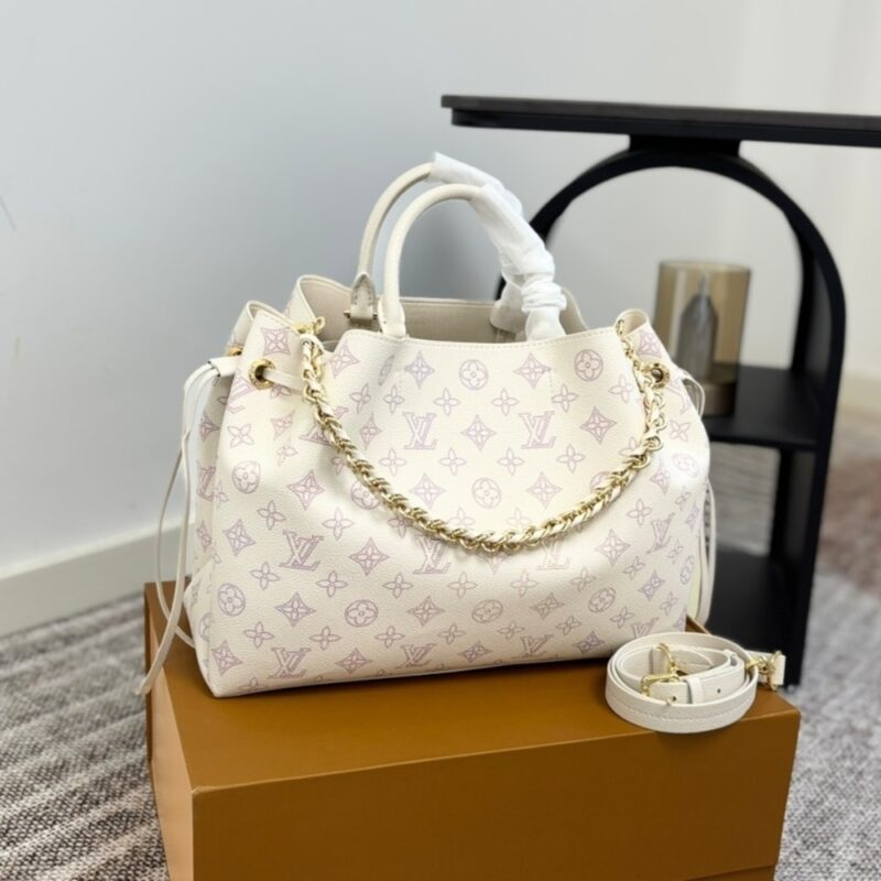 Alternative view of LOUIS VUITTON BELLA TOTE DREAM CREAM 33CM M15116