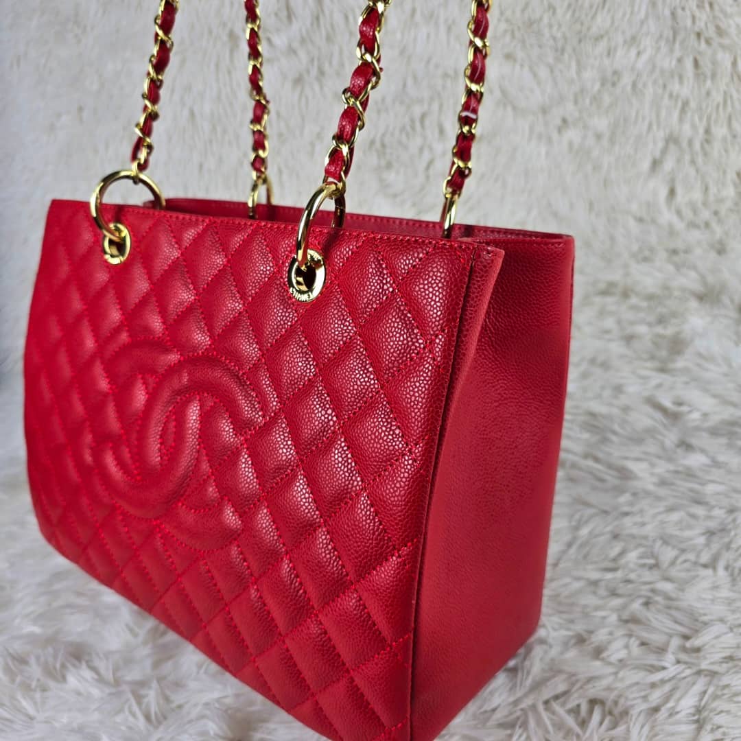 Chanel Grand Shopping Tote Red Gold 33Cm - Image 3