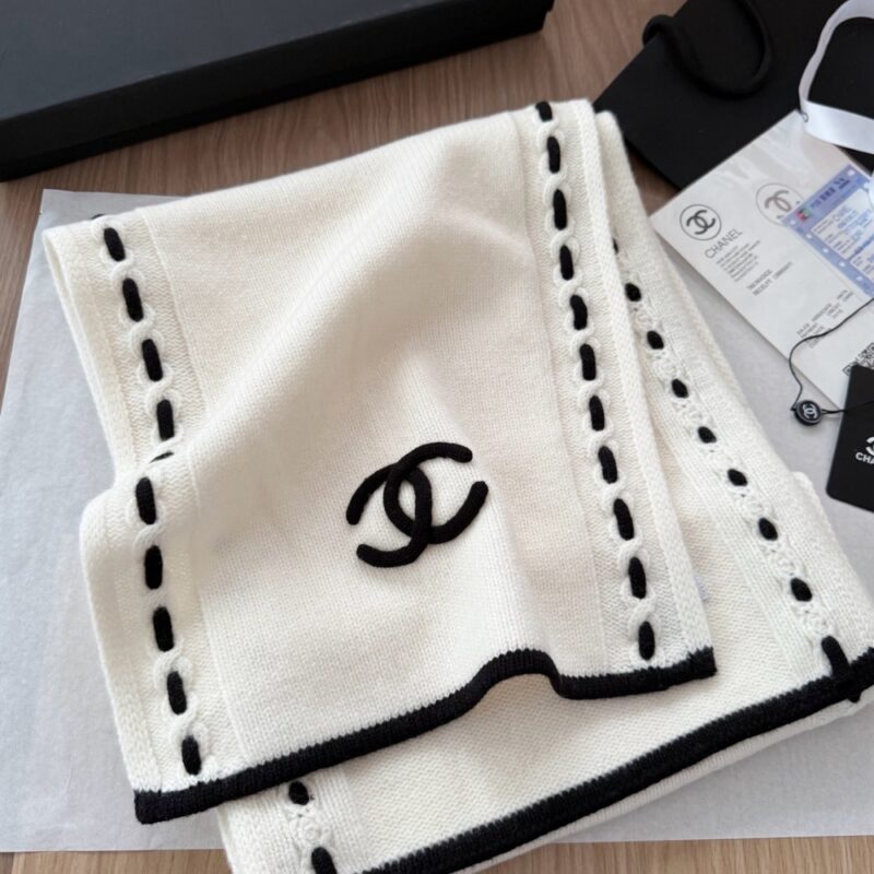 Alternative view of CHANEL CC LOGO CASHMERE SCARF WHITE 180CM