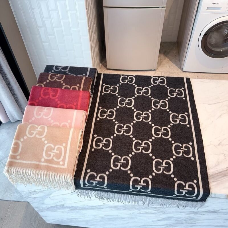 Alternative view of GUCCI GG JACQUARD CASHMERE SCARF BLACK 180CM