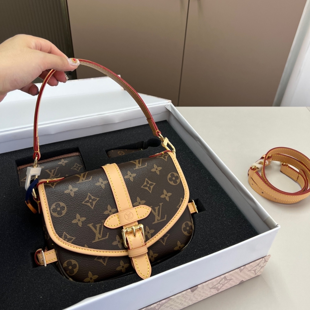 GIFT SET: LOUIS VUITTON NANO SAUMUR BB MONOGRAM BROWN WITH CARD WALLET & DRAGONNE KEYCHAIN - Image 5