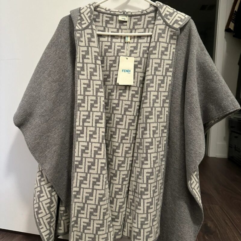 Alternative view of FEND FF PONCHO GRAY AND WHITE WOOL AND CASHMERE