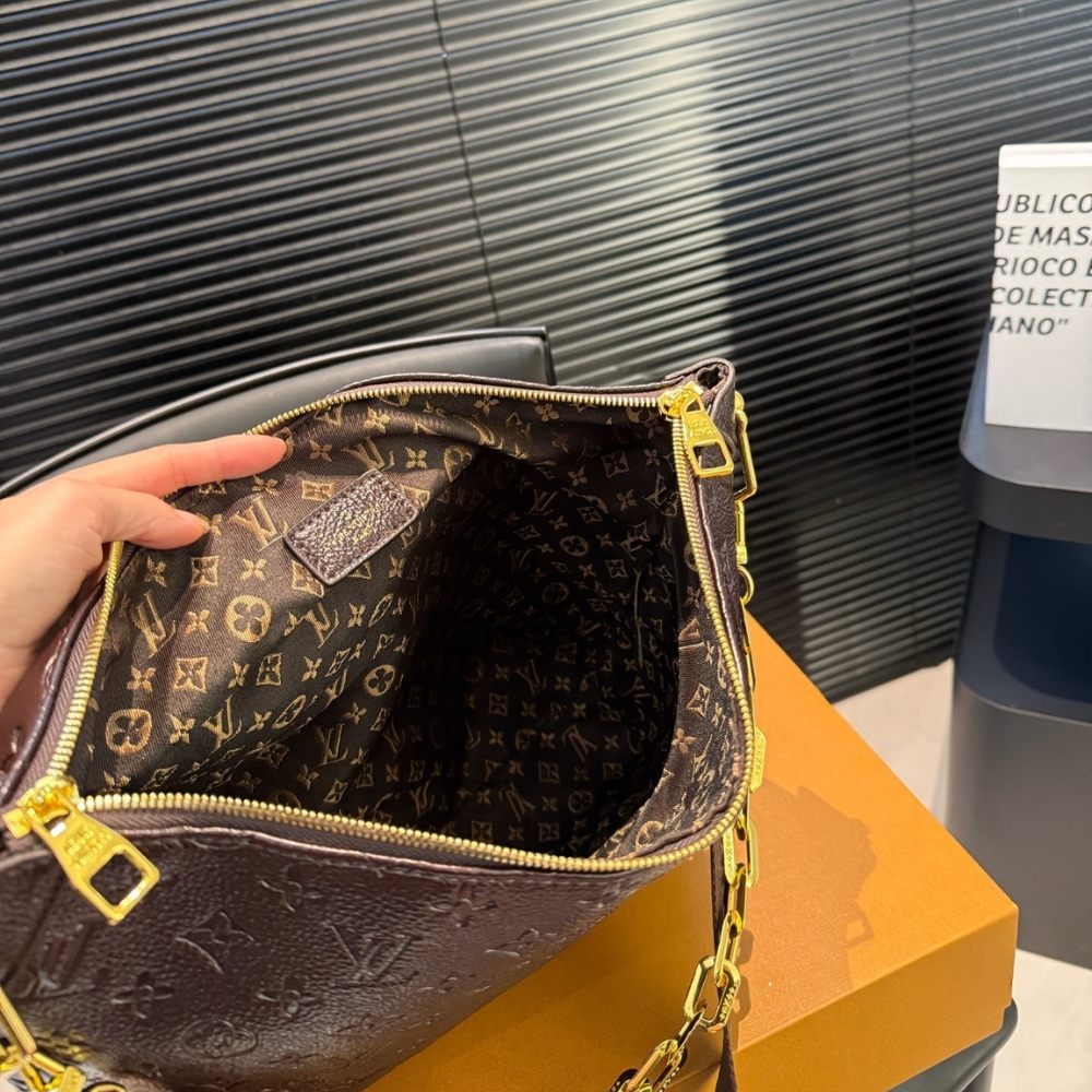 Louis Vuitton Coussin Hobo MM Chocolat 30Cm M12072 - Image 8