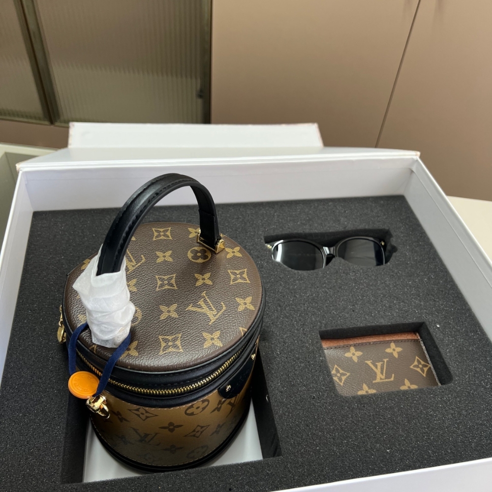 GIFT SET: LOUIS VUITTON CANNES BAG MONOGRAM WITH CARD WALLET & MY MONOGRAM LIGHT CAT EYE GLASSES - Image 4