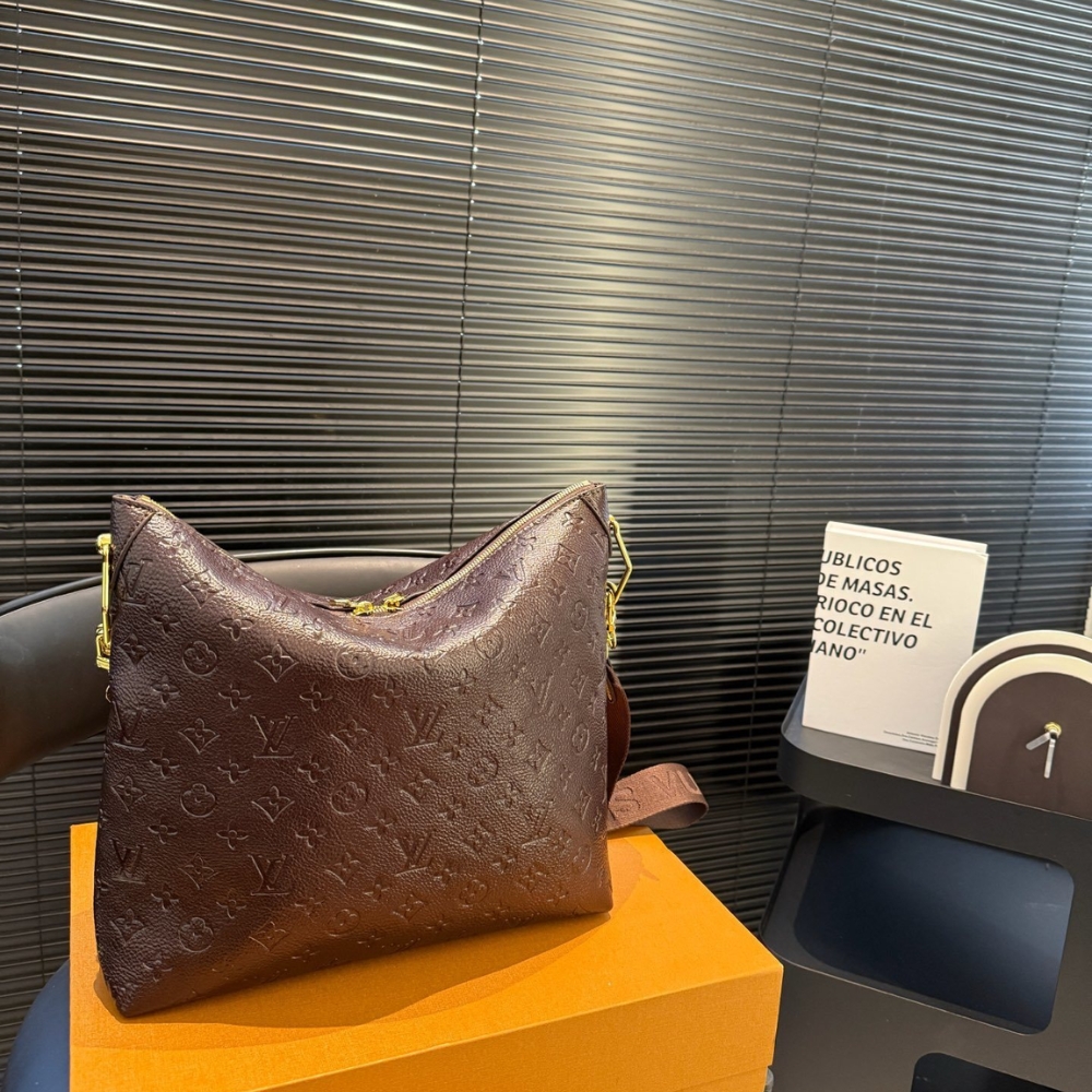 Louis Vuitton Coussin Hobo MM Chocolat 30Cm M12072 - Image 3