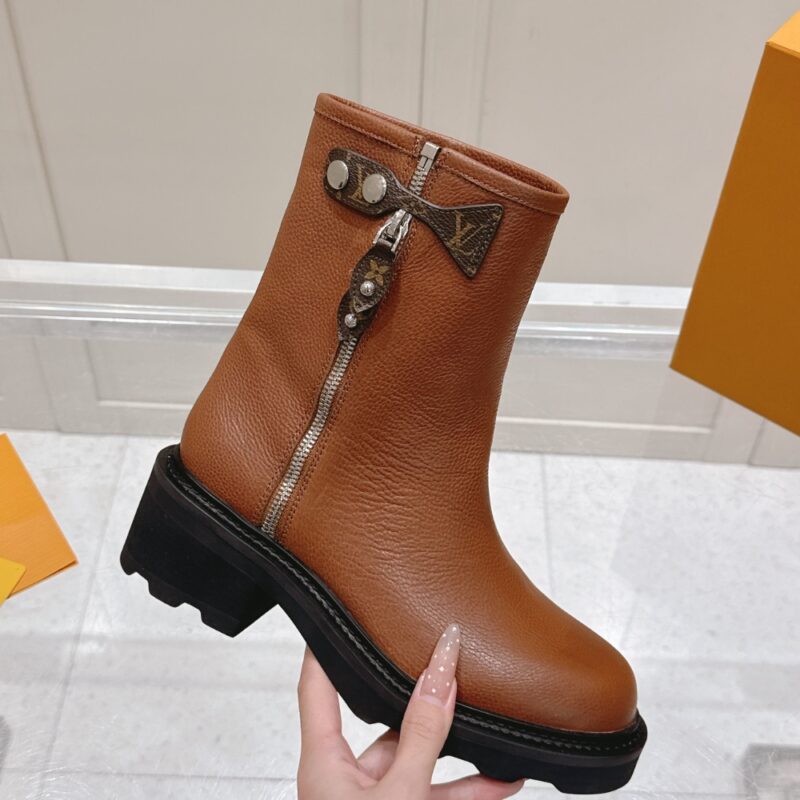 Alternative view of LOUIS VUITTON LV BEAUBOURG ANKLE BOOT BROWN 1AIDEG