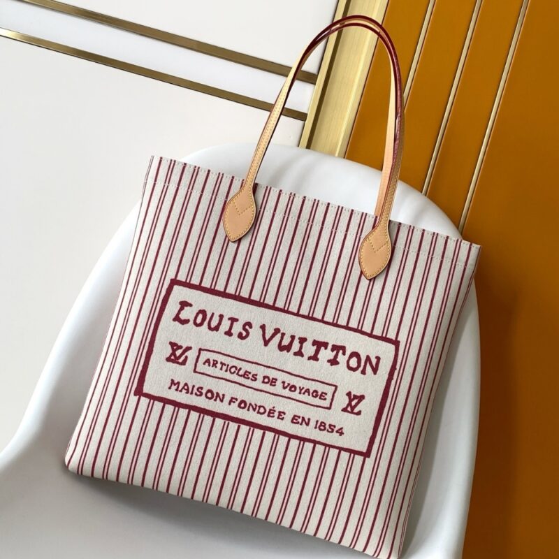 Alternative view of LOUIS VUITTON CARRY IT BEIGE 37CM M15121