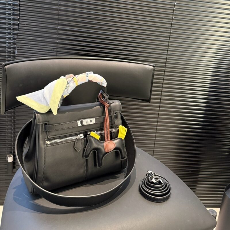 Alternative view of HERMES SWIFT KELLY LAKIS 35 BLACK 25CM