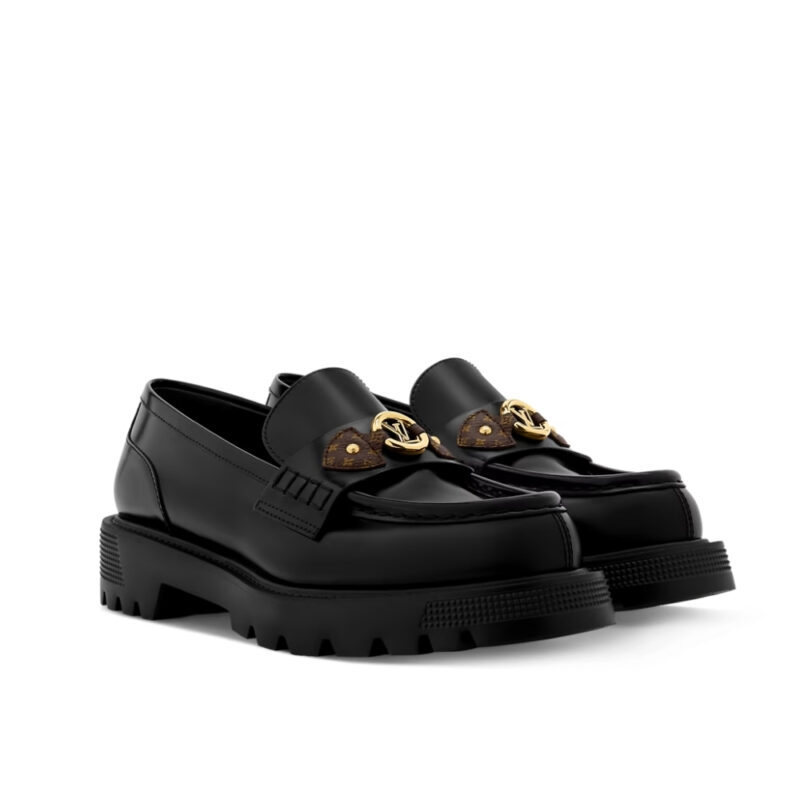 LOUIS VUITTON DISTRICT FLAT LOAFER BLACK 1AIBYH