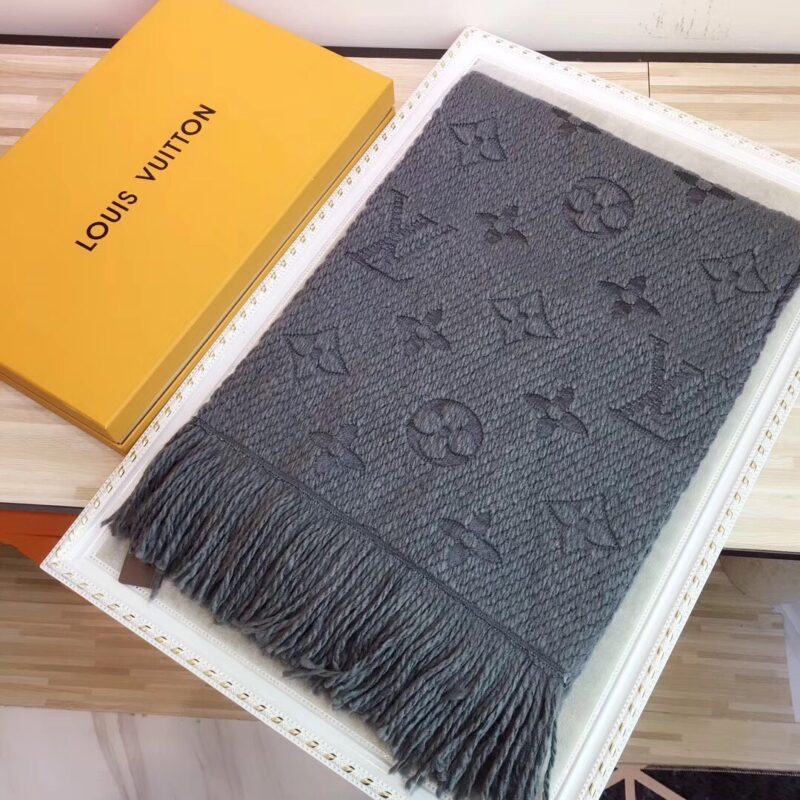 Alternative view of LOUIS VUITTON LOGOMANIA SHINE SCARF GRAY 180CM