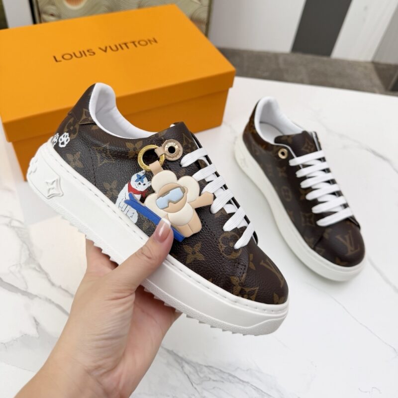 Alternative view of LOUIS VUITTON TIME OUT SNEAKER CACAO BROWN 1AIVIB