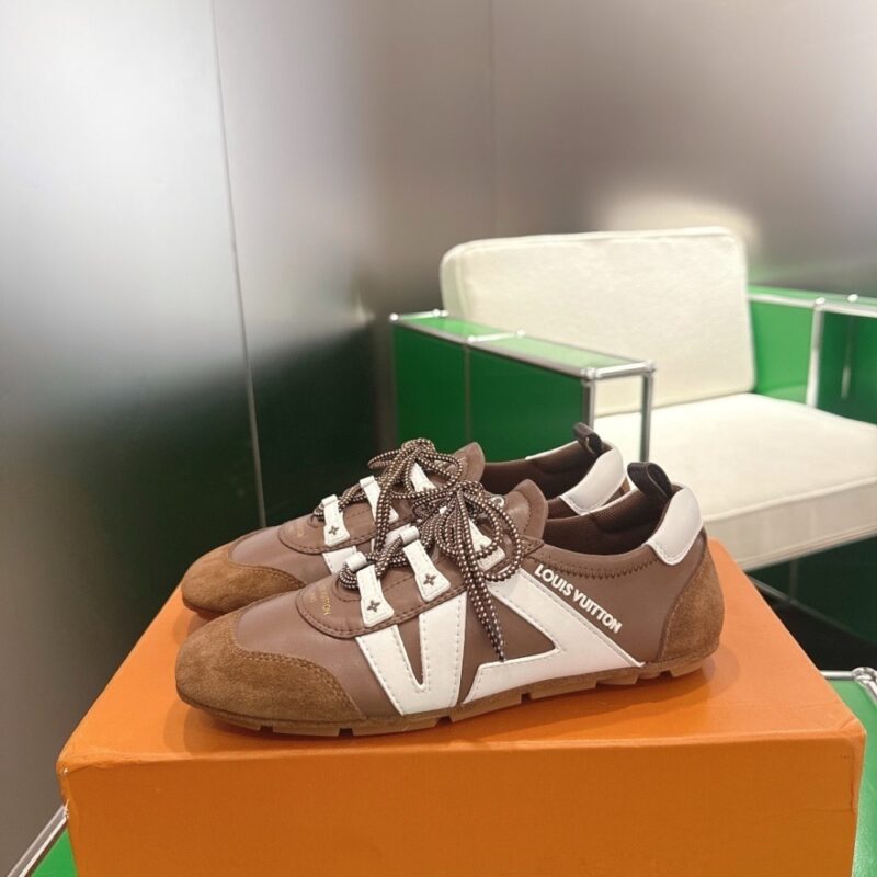Alternative view of LOUIS VUITTON SNEAKERINA MARRON 1AIVMH