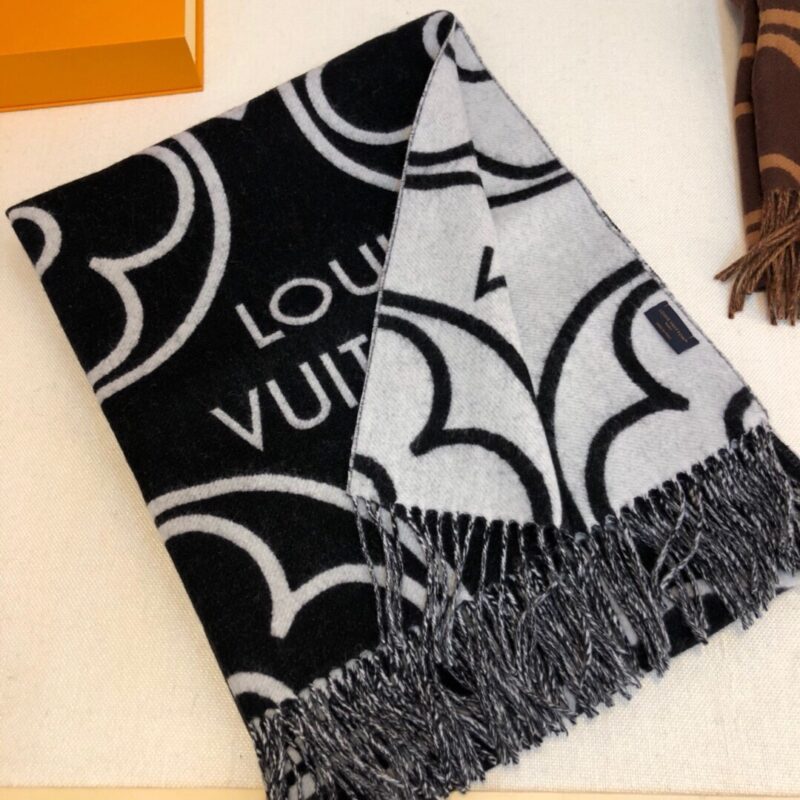 Alternative view of LOUIS VUITTON IN BLOOM CASHMERE SCARF BLACK 180CM