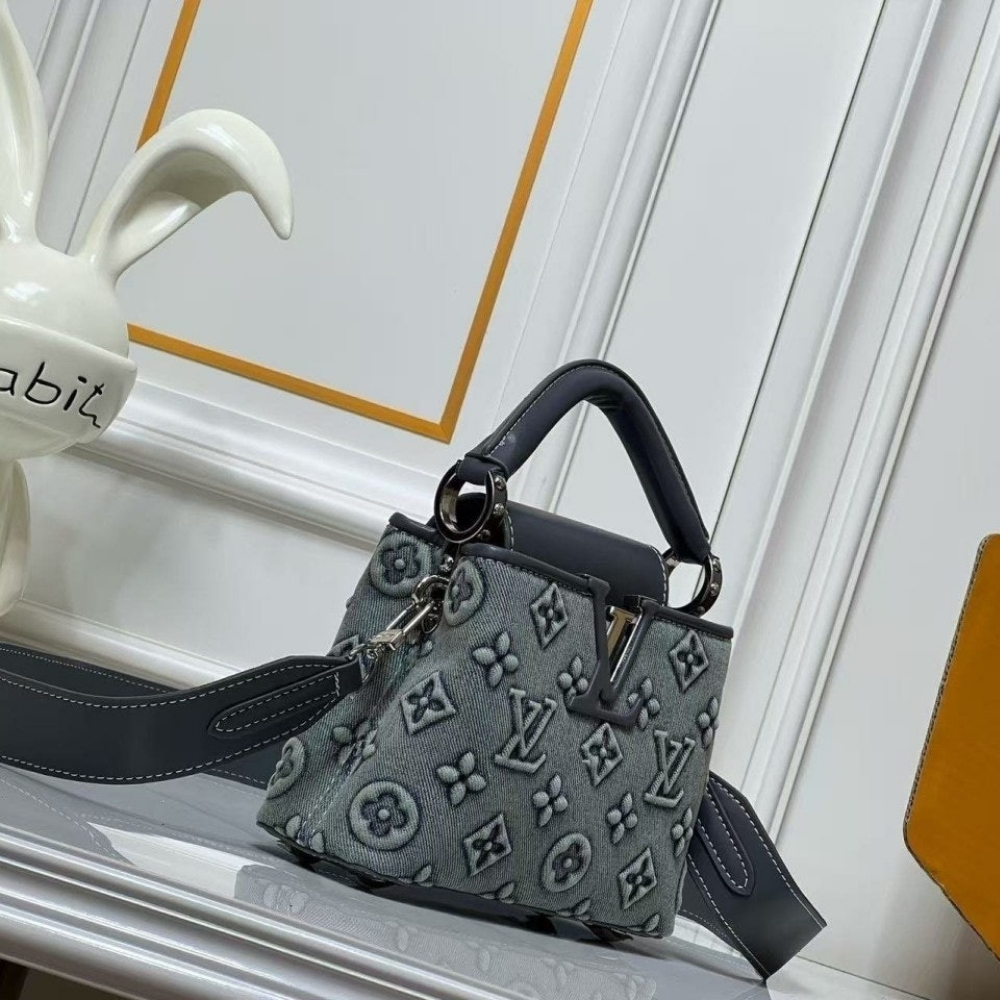 Louis Vuitton Capucines Mini Denim Dark Blue 21Cm - Image 3