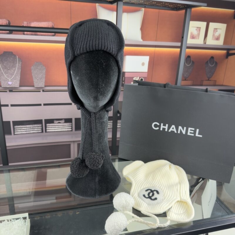 Alternative view of CHANEL CASHMERE BEANIE BLACK AAB271 B21482 U2779