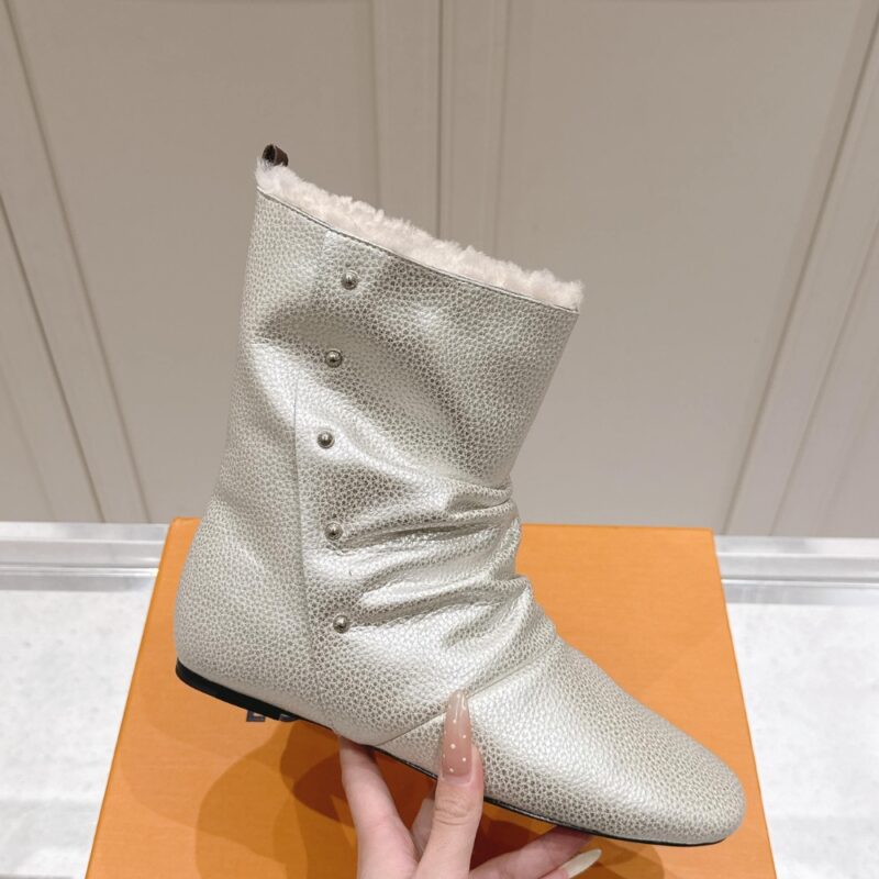 Alternative view of LOUIS VUITTON NOMAD BOOT SILVER 1AISDO