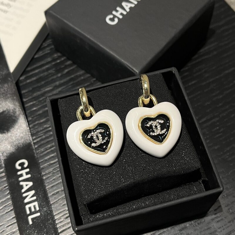 Alternative view of CHANEL HEART LOGO DANGLE EARRINGS IN WHITE WITH GOLD