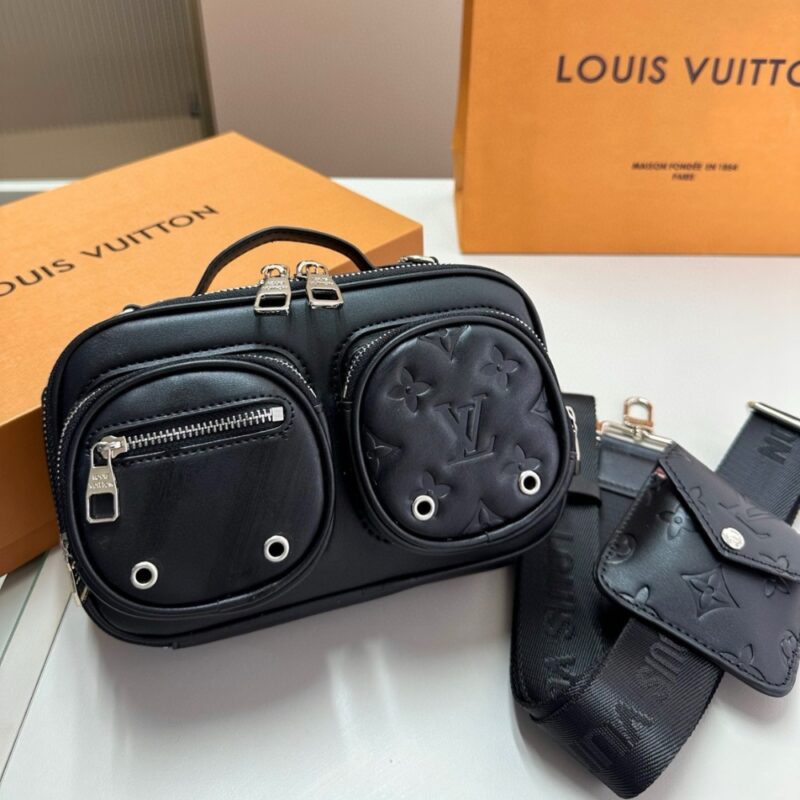 Alternative view of LOUIS VUITTON UTILITY CROSSBODY BAG BLACK 18CM M80450