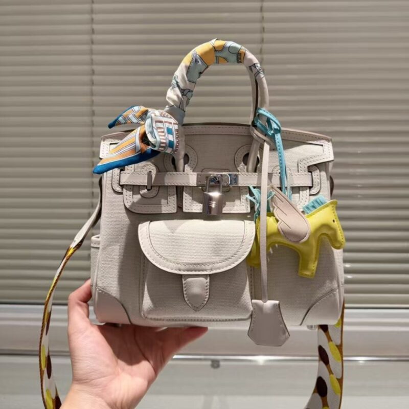 Alternative view of HERMES BIRKIN CARGO 25 TRAVEL BAG WHITE TOILE GOELAND 25CM