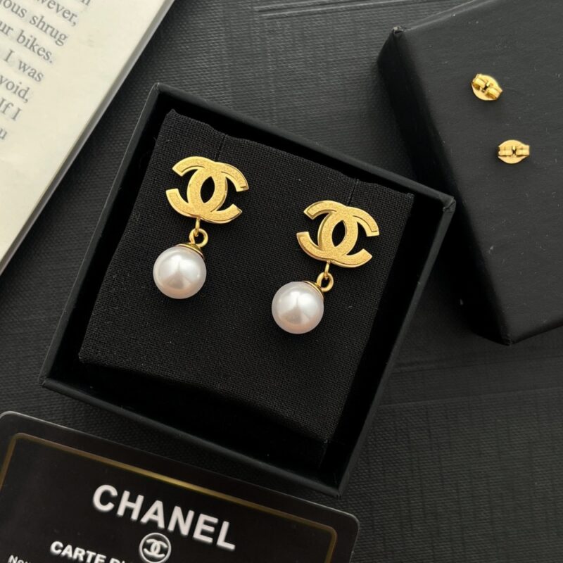 Alternative view of CHANEL CC FAUX PEARL DROP EARRINGS WITH GOLD