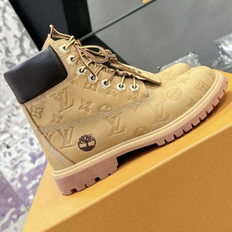 Alternative view of LOUIS VUITTON X TIMBERLAND 6 IN ANKLE BOOT BEIGE 1AD72T