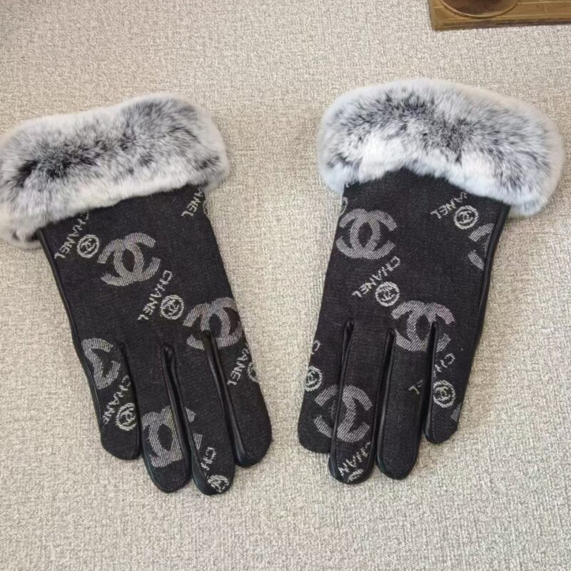 Alternative view of CHANEL CC LOGO RABBIT FUR LEATHER FLEECE GLOVES DENIM BLACK