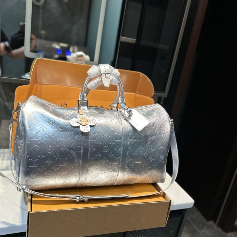 Alternative view of LOUIS VUITTON KEEPALL BANDOULIÈRE 45 SILVER 45CM M12858