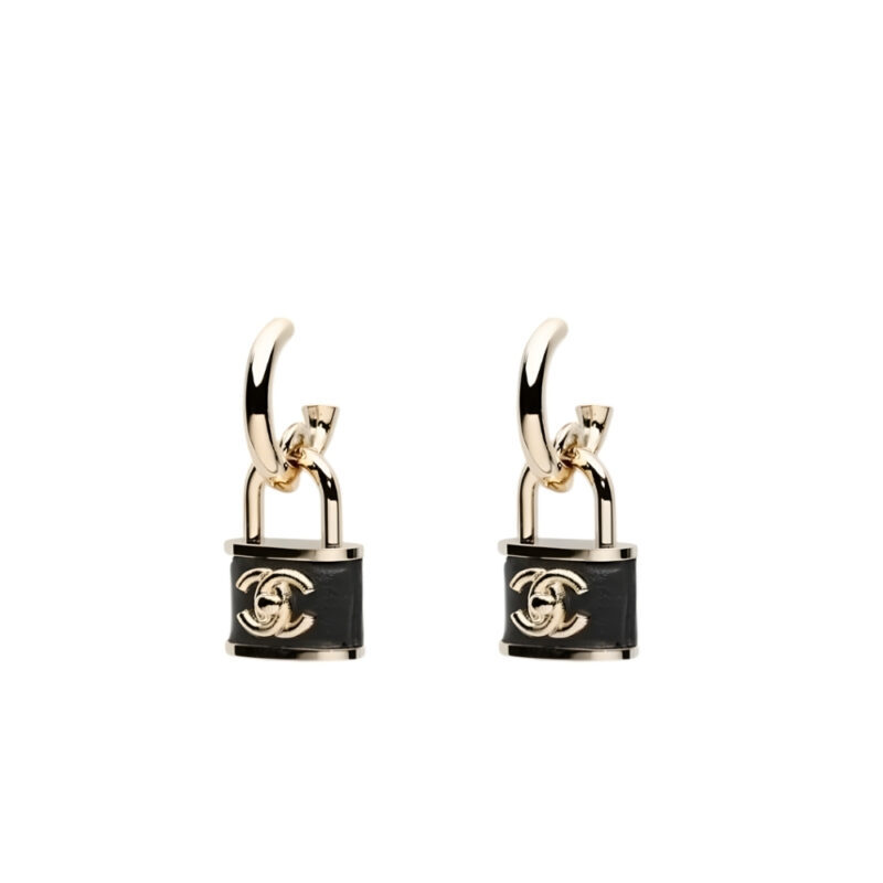 CHANEL PADLOCK DROP EARRINGS WITH BLACK ENAMEL ABG000 B20851 U1561