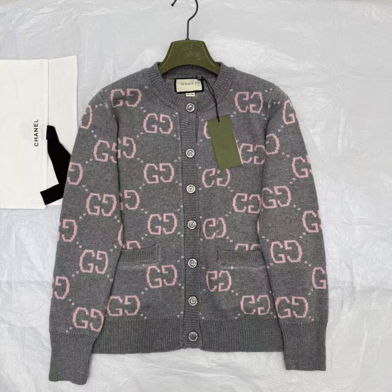 Alternative view of GUCCI GG MONOGRAM KNIT CARDIGAN IN GREY WITH PINK 772886 XKB3V 1124