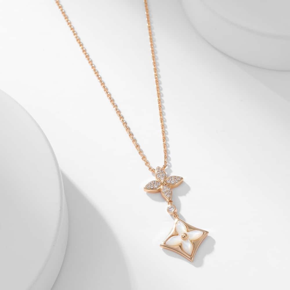 GIFT SET: LOUIS VUITTON FÉLICIE POCHETTE PINK And BLOSSOM DOUBLE STAR NECKLACE - Image 7